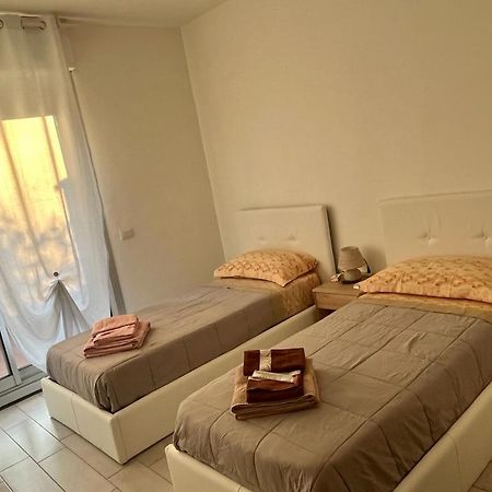 Einaudi Apartment Cologno Monzese Exterior photo